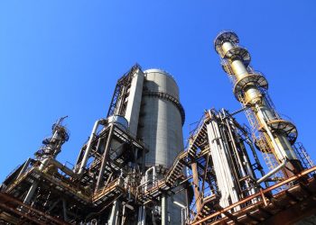 Prospek Industri O&G Kekal Positif Walaupun Berdepan Cabaran