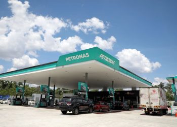 Petronas Sangkal Laporan, Spekulasi Beli Kepentingan Dalam Sapura Energy