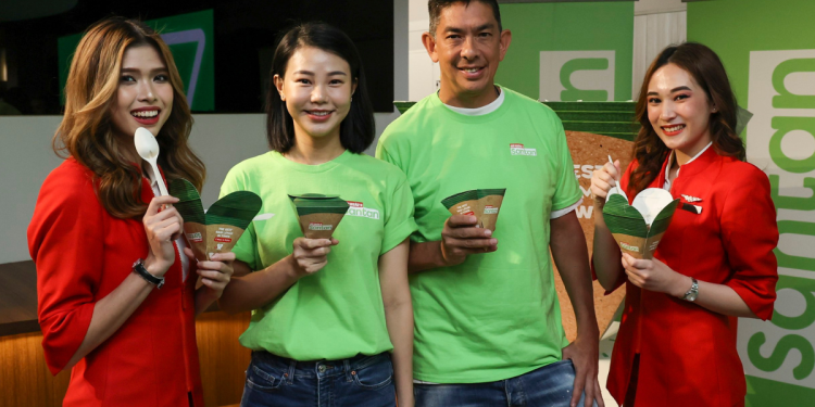 Santan Airasia Perkenal ‘Nasi Lemak On-The-Go’ Dengan Pembungkusan Baharu, Harga Berpatutan