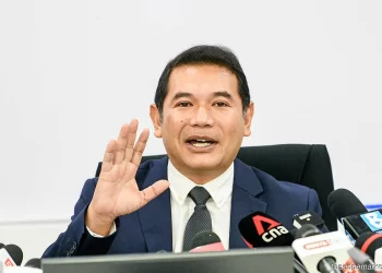Kementerian Ekonomi Akan Bekerjasama Dengan Kementerian Lain Perkukuh Hasil Negara — Rafizi