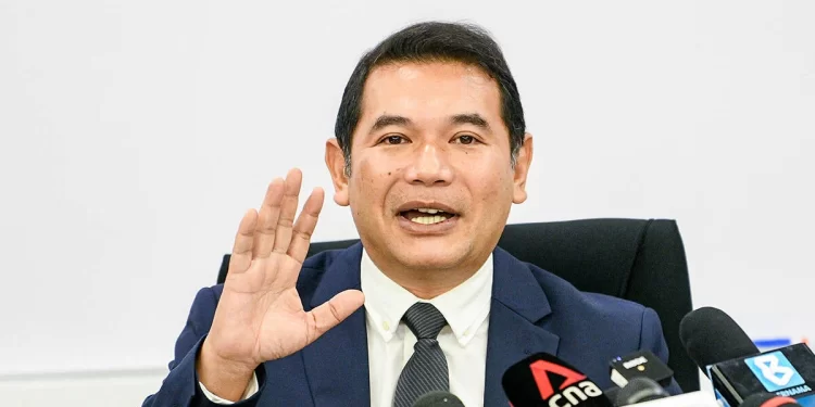 Kementerian Ekonomi Akan Bekerjasama Dengan Kementerian Lain Perkukuh Hasil Negara — Rafizi