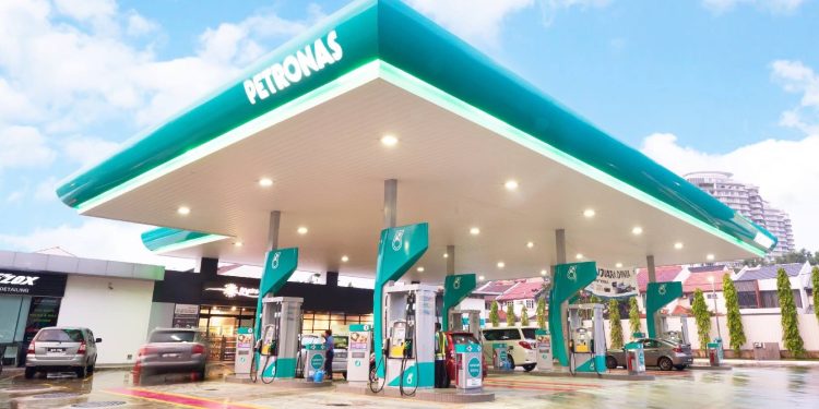 Petronas Dagangan Pelbagaikan Portfolio Usaha Kesinambungan Perniagaan Masa Depan