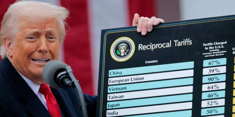 Prospek Pasaran: Pelaksanaan Tarif Besar-Besaran Trump Menyebabkan Sentimen Pasaran Berjaga-Jaga